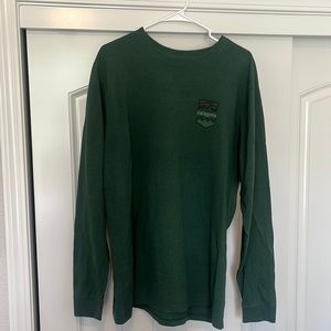 XL Patagonia Green Long-Sleeve T-Shirt